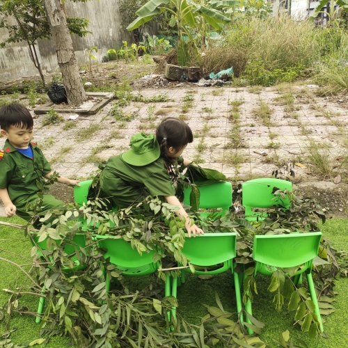 Diễn tập làm cô chú bộ đội cs2