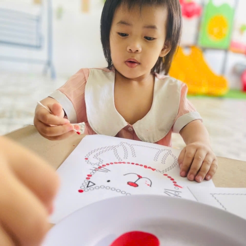 Vui học chấm màu lớp lá cs4