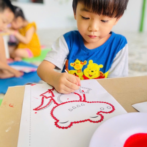 Vui học chấm màu lớp lá cs4