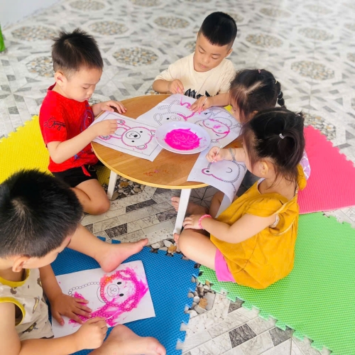 Vui học chấm màu lớp lá cs4