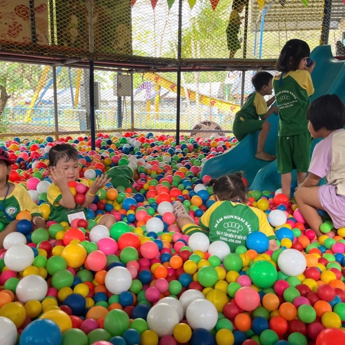 Bé dã ngoại Bửu Long 8-3-2025