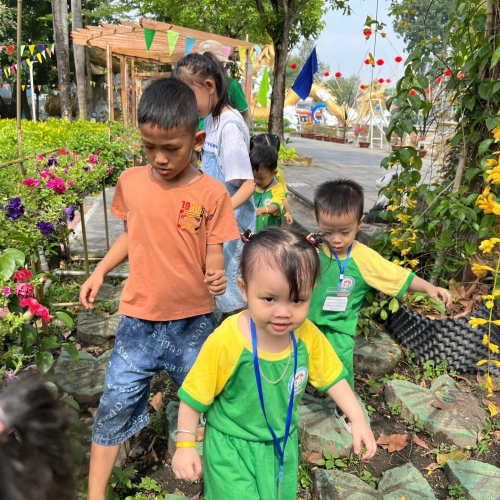 Bé dã ngoại Bửu Long 8-3-2025