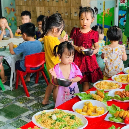 Tiệc Bufet Chào Mừng 20-11-2024