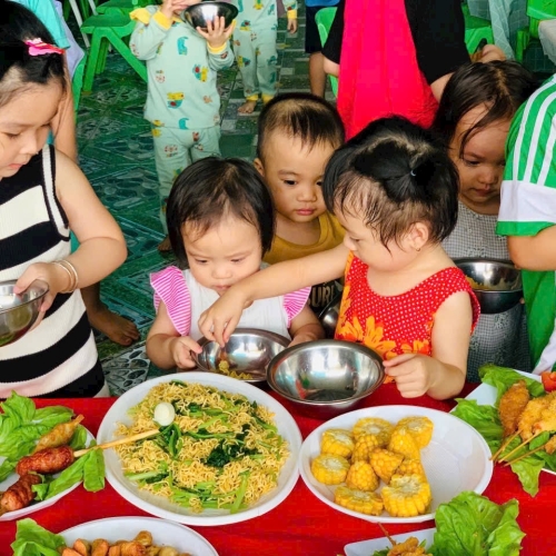 Tiệc Bufet Chào Mừng 20-11-2024