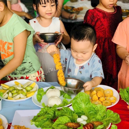 Tiệc Bufet Chào Mừng 20-11-2024