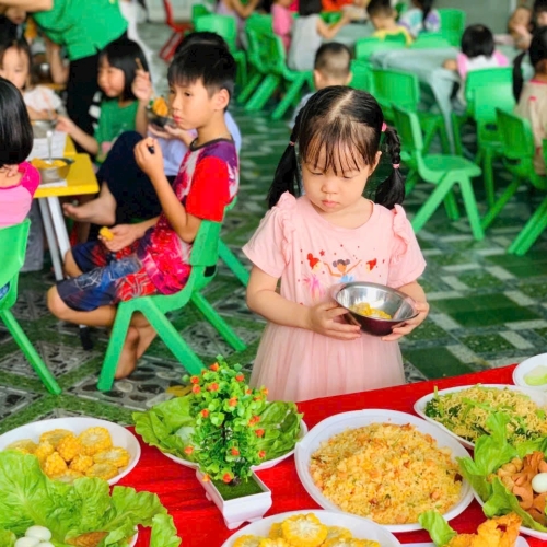 Tiệc Bufet Chào Mừng 20-11-2024