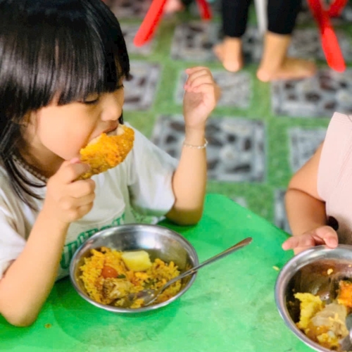 Tiệc Buffet Mừng Ngày 20-10 CS4