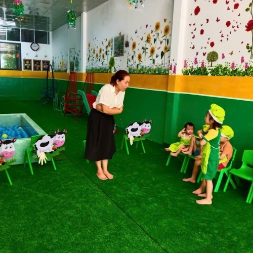 Trải Nghiệm Vắt Sữa Bò CS2