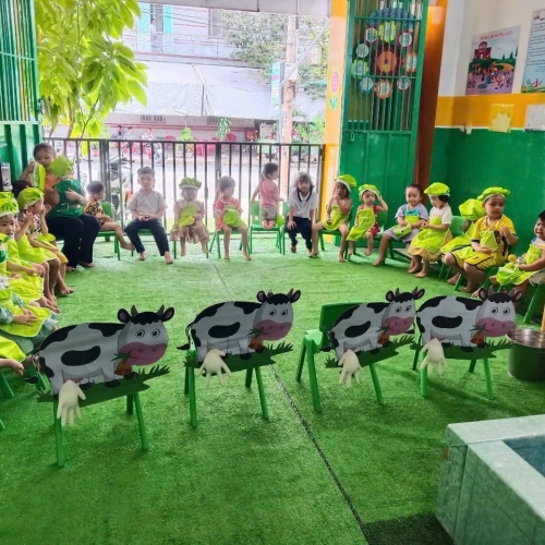 Trải Nghiệm Vắt Sữa Bò CS2