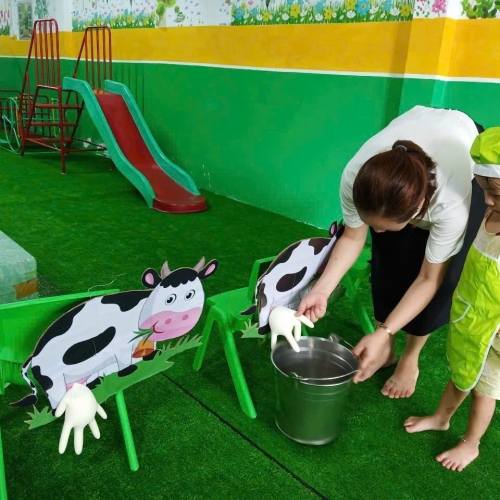 Trải Nghiệm Vắt Sữa Bò CS2