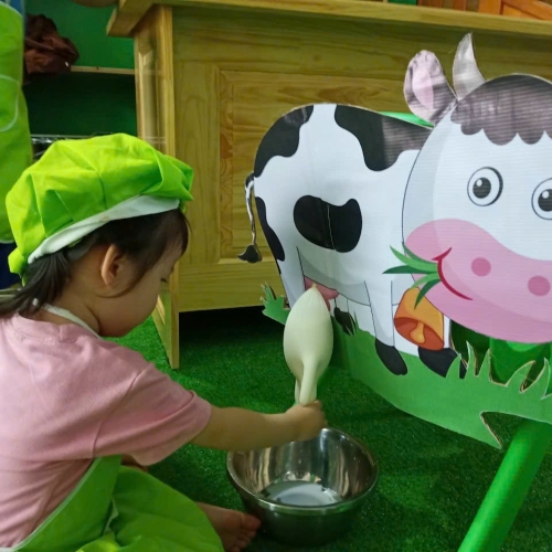 Trải Nghiệm Vắt Sữa Bò CS2