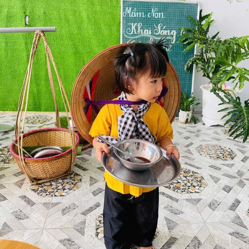 Trải nghiệm gánh chè tuổi thơ