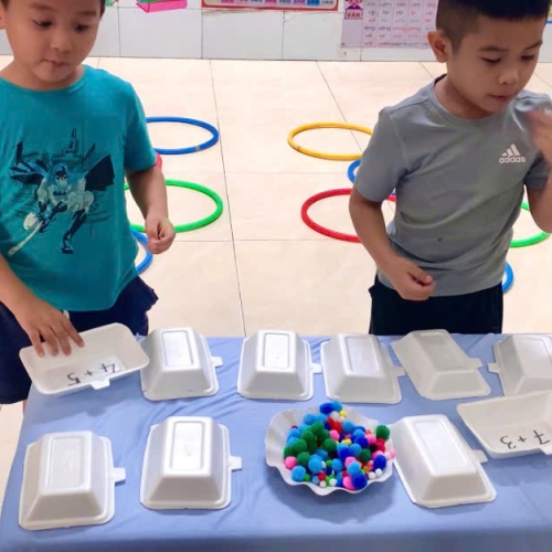 Trò chơi túi mù toán học