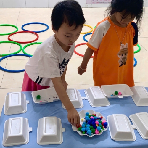 Trò chơi túi mù toán học