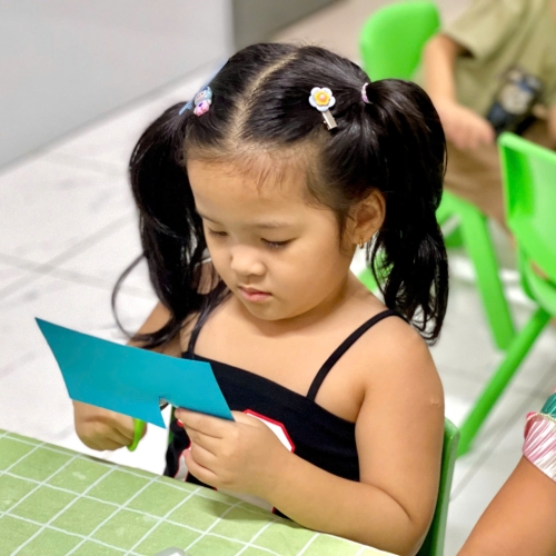 Tạo hình con chuồn chuồn