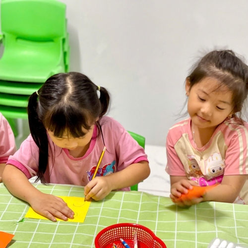 Tạo hình con chuồn chuồn