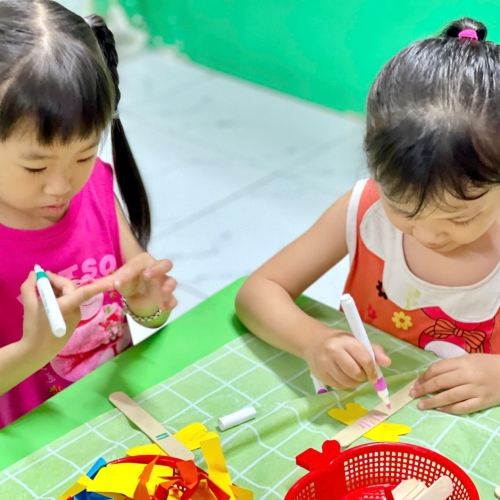 Tạo hình con chuồn chuồn