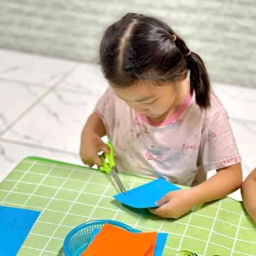 Tạo hình con chuồn chuồn