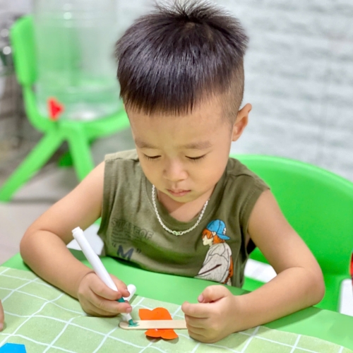 Tạo hình con chuồn chuồn