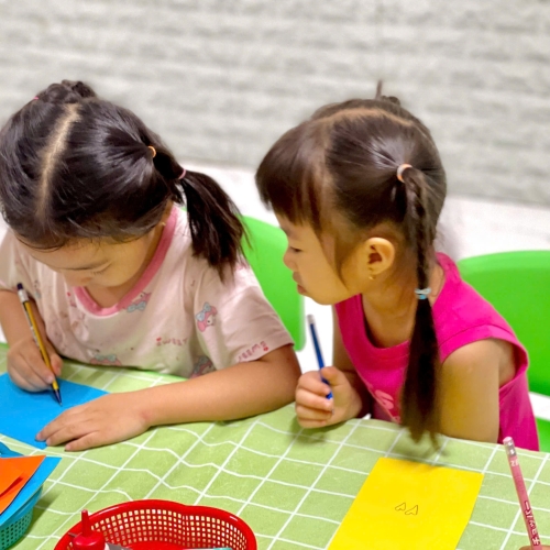 Tạo hình con chuồn chuồn